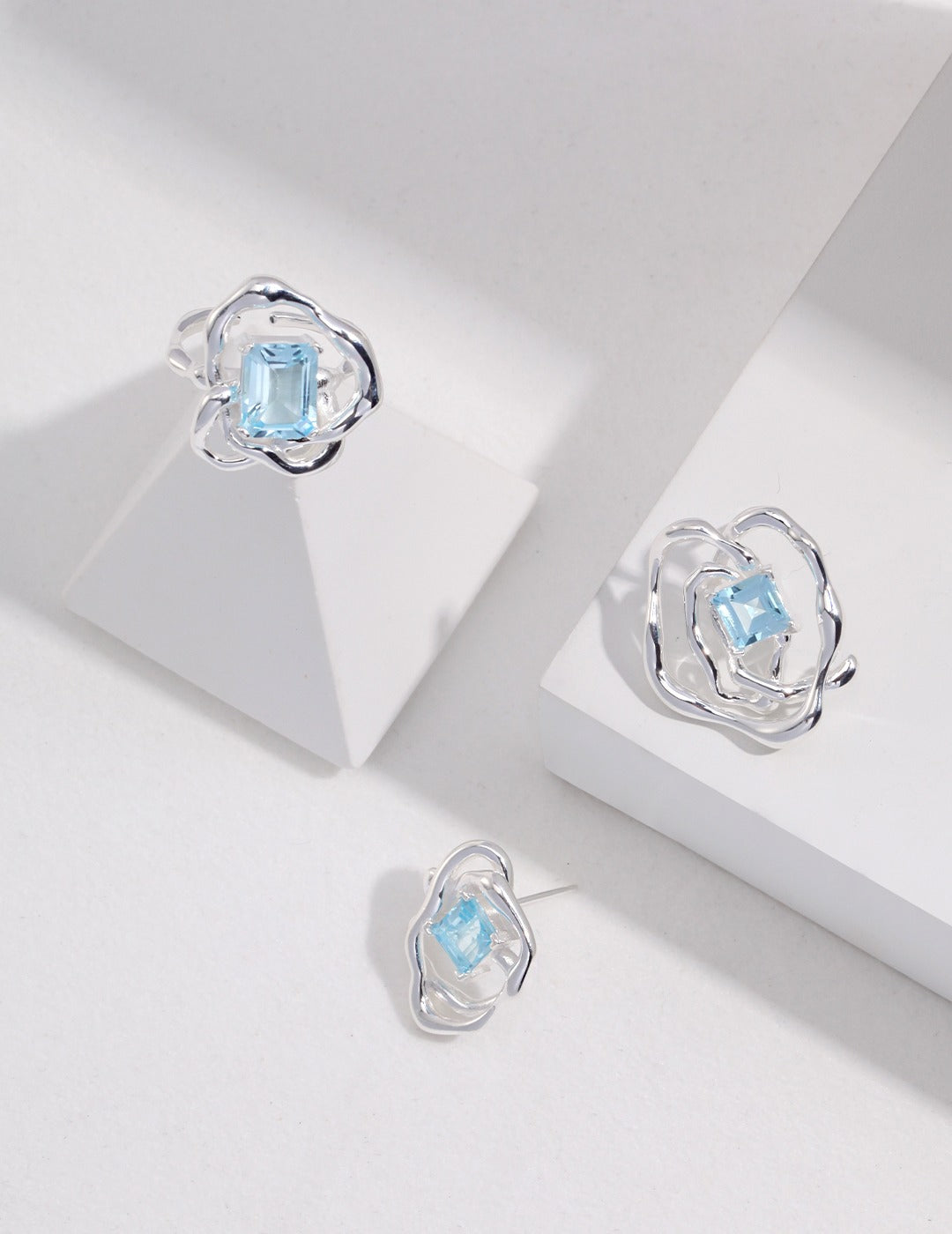Ice Petal Ring