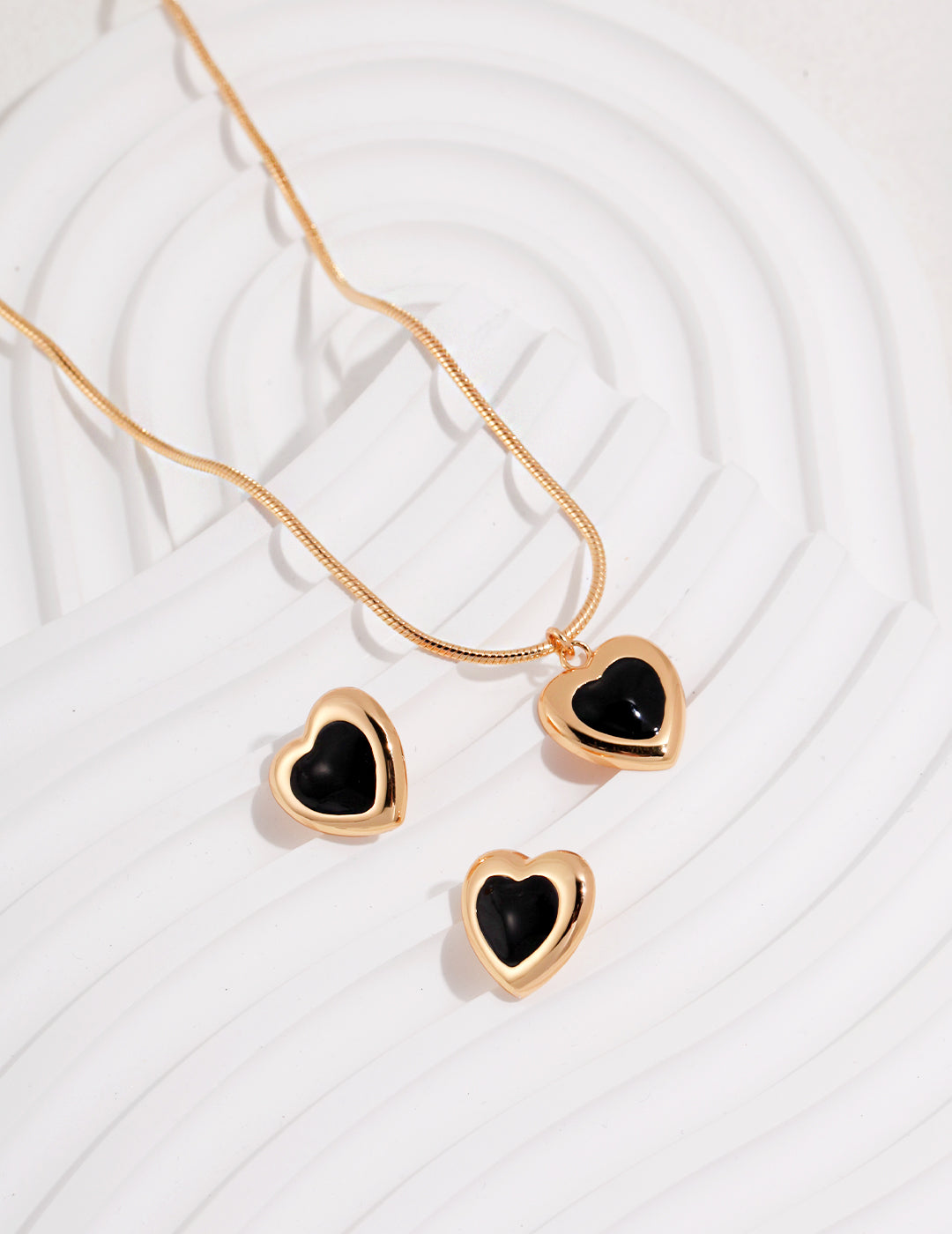Heart of the Night 40cm / 15.7"