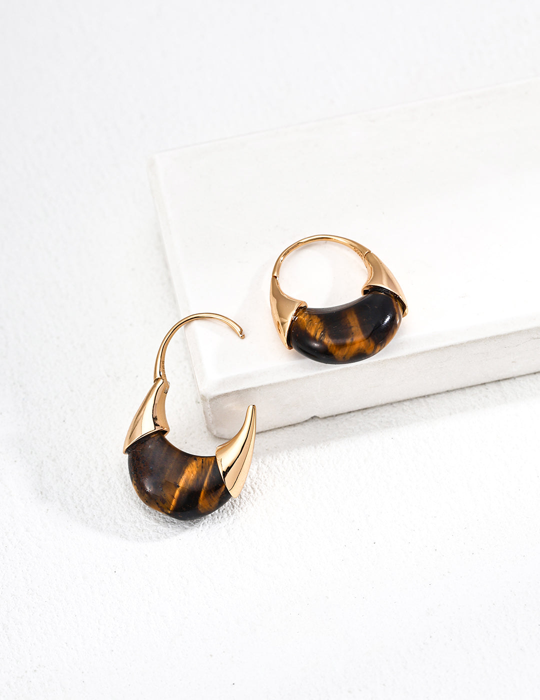 Tiger's Eye Hoop
