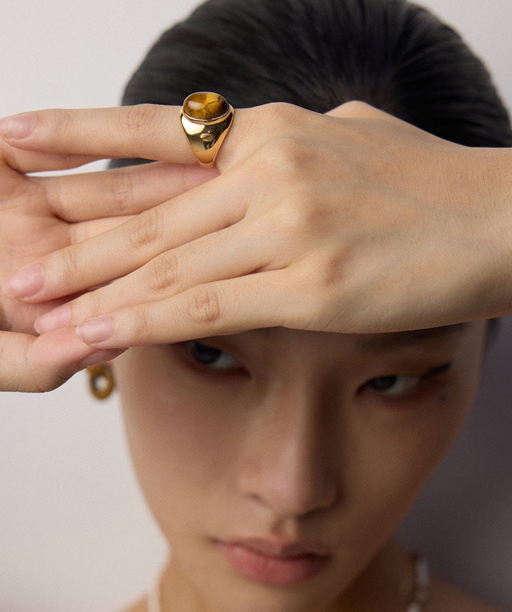 Ember Oval Ring
