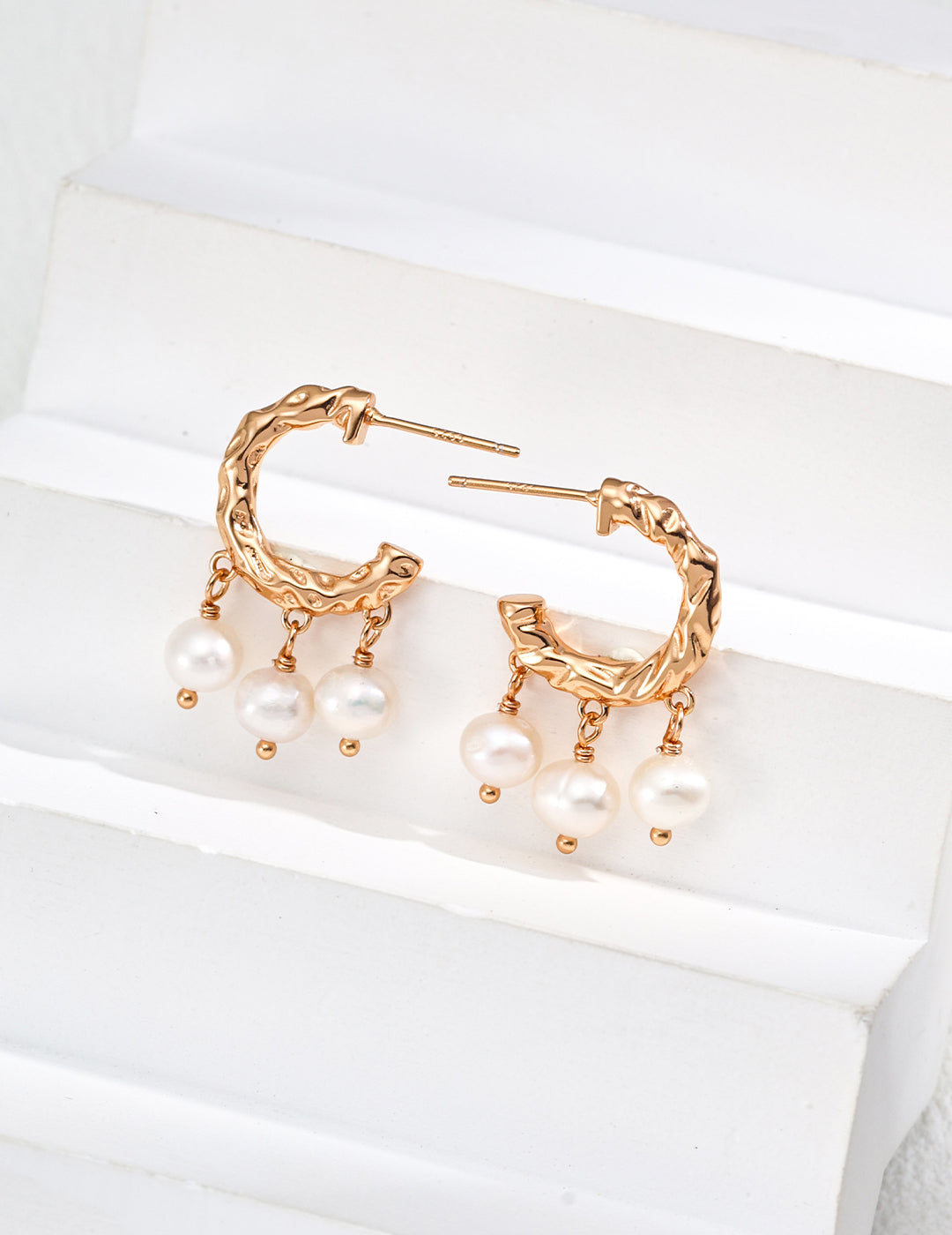 Isadora Pearls Drop Earrings