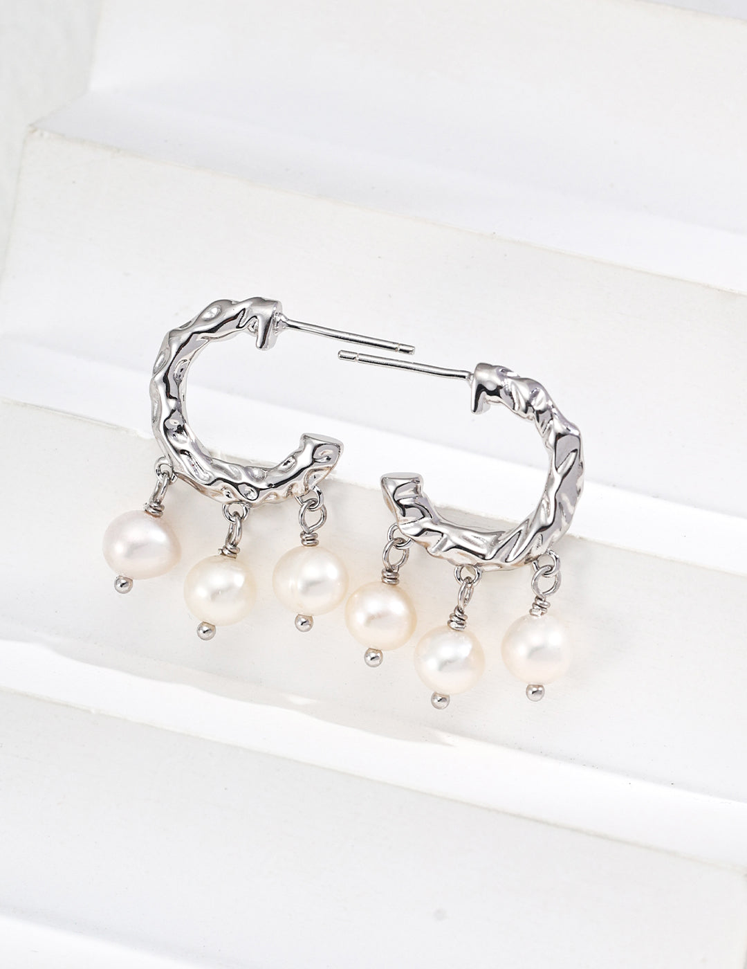 Isadora Pearls Drop Earrings