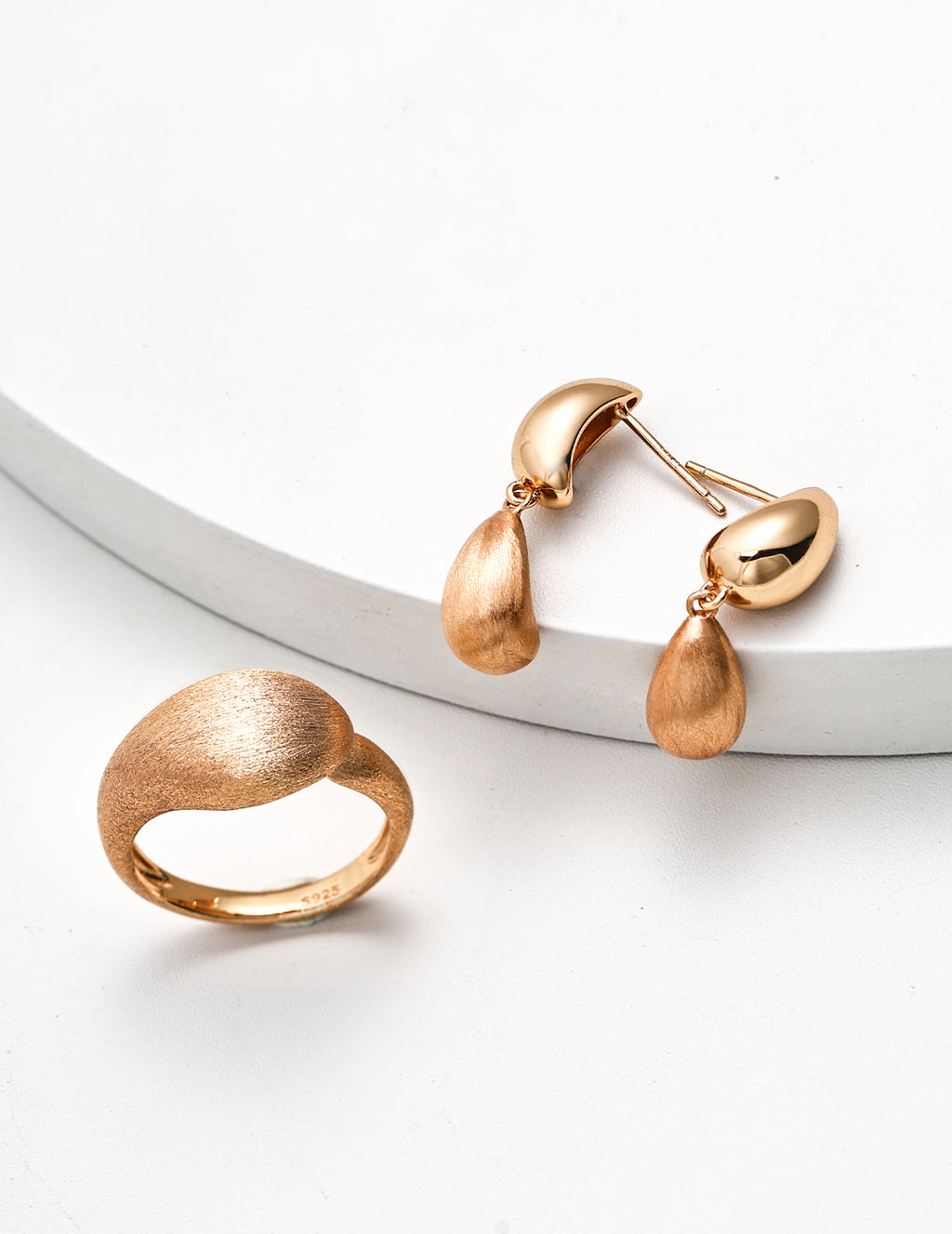Golden Sanddrop Earrings