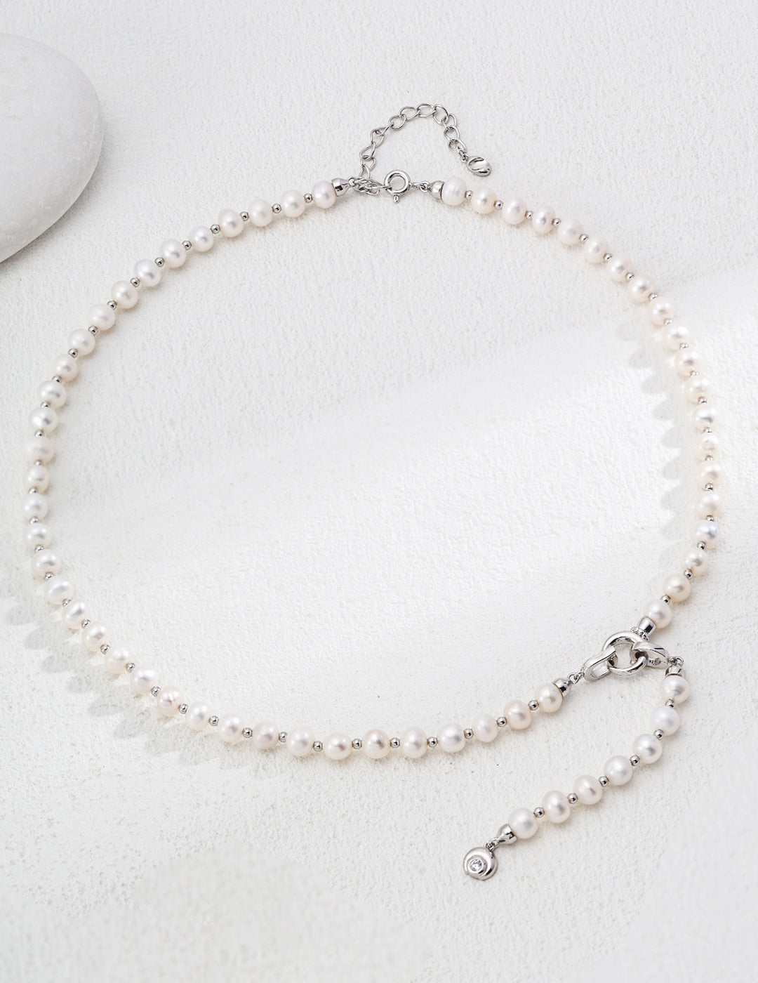Liora Pearl Chain