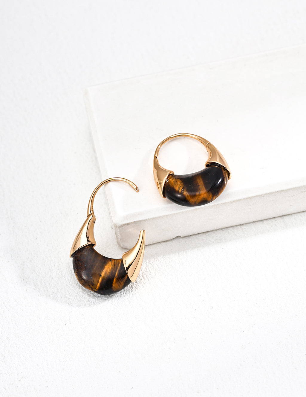 Tiger's Eye Hoop