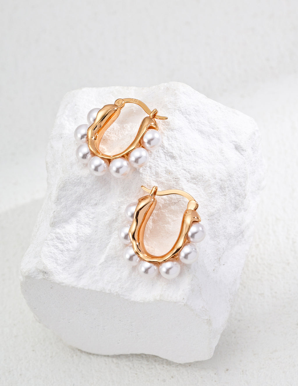 Pearls Hoop Earrings