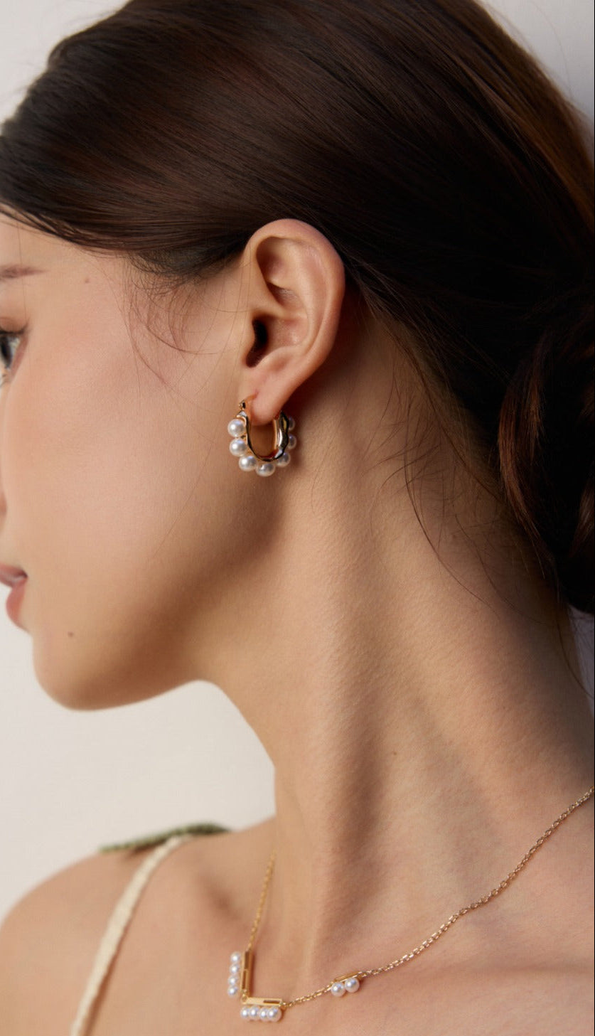 Pearls Hoop Earrings