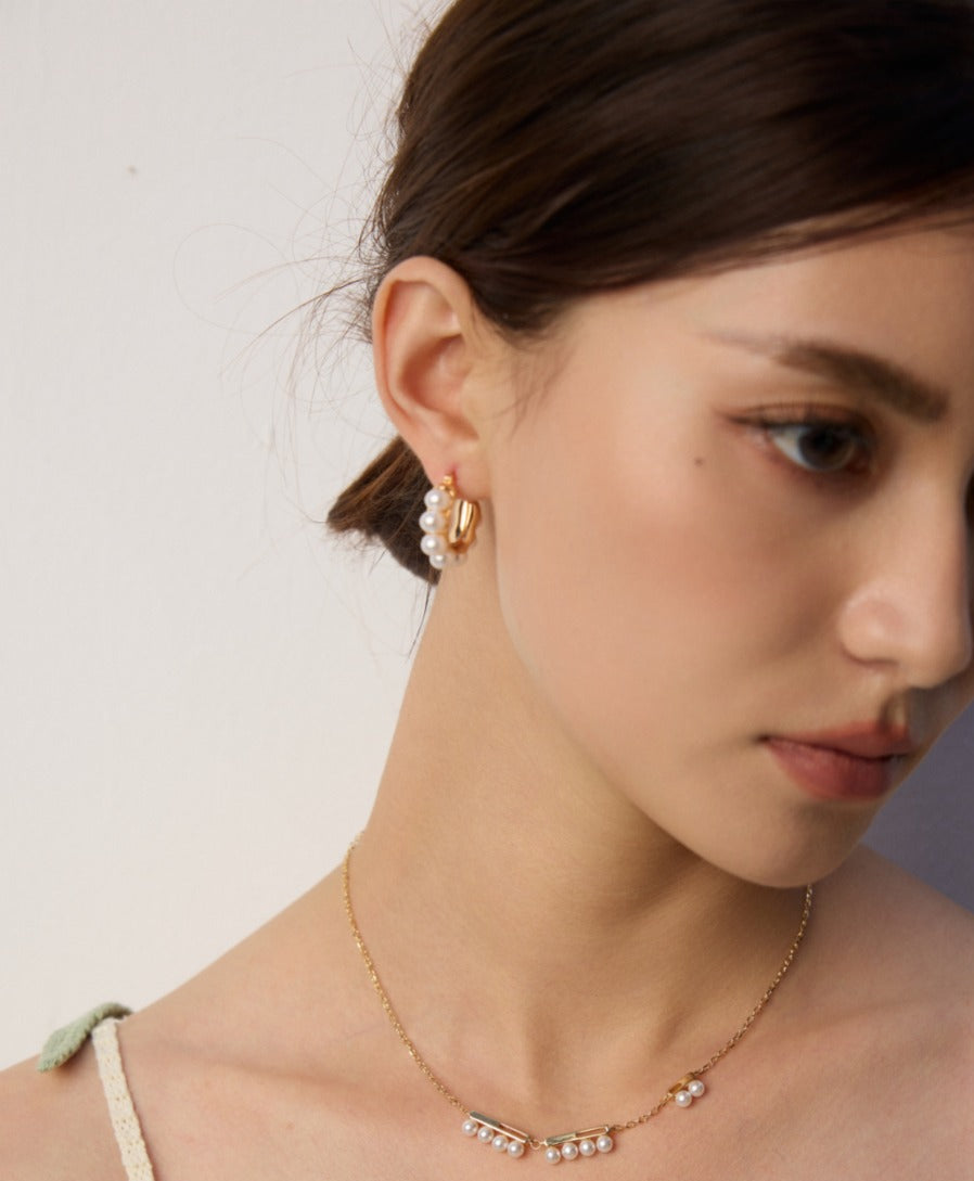 Pearls Hoop Earrings