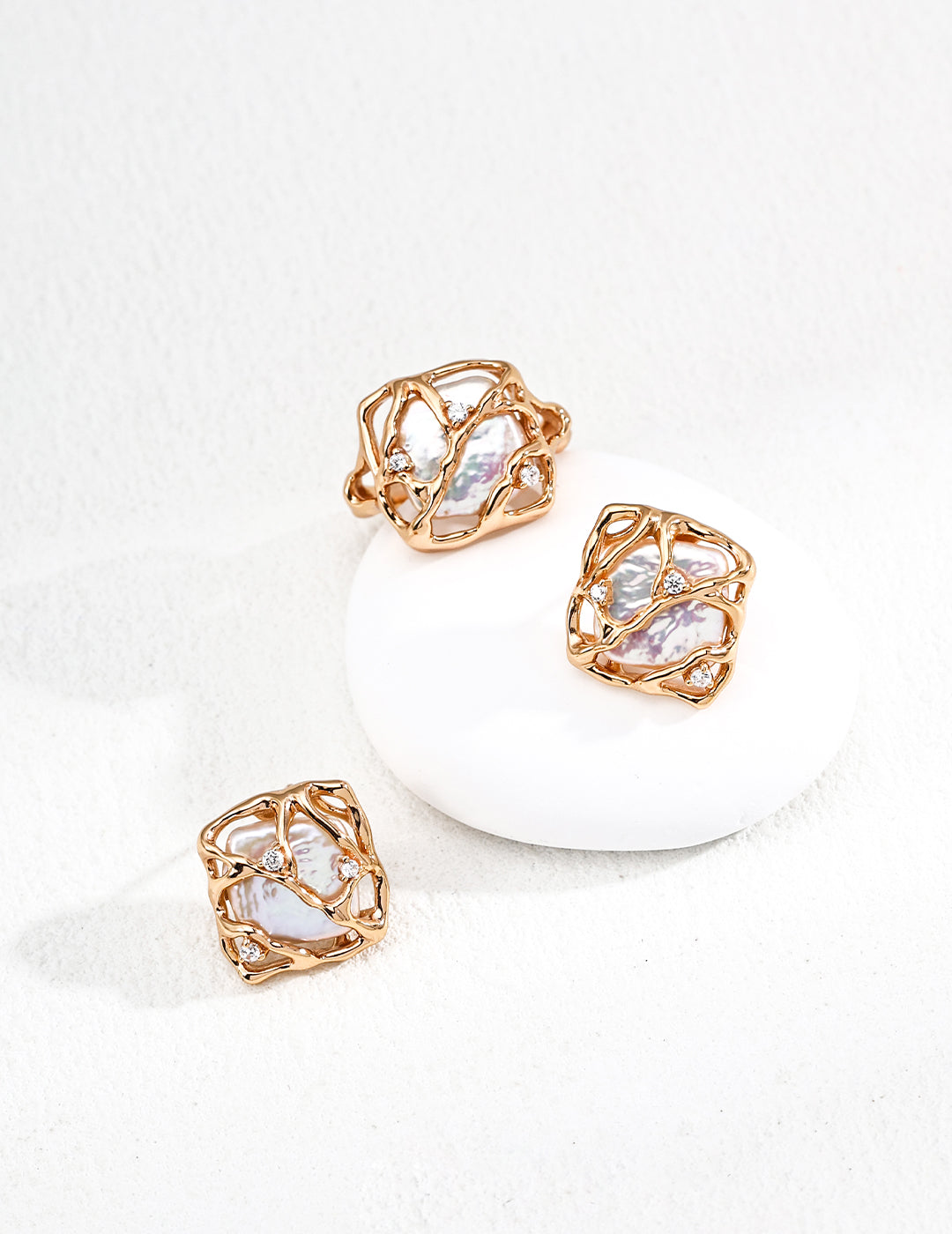 Pearl Muse Ring